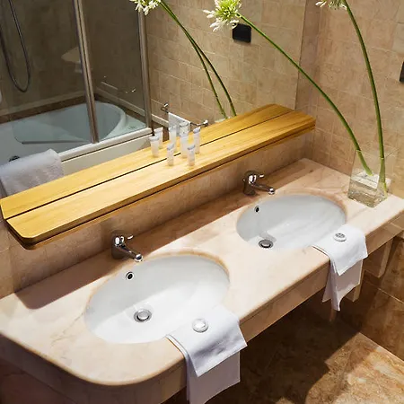 Dei Duchi فندق سبوليتو