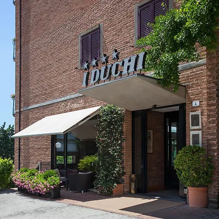 Hotel Dei Duchi 4*