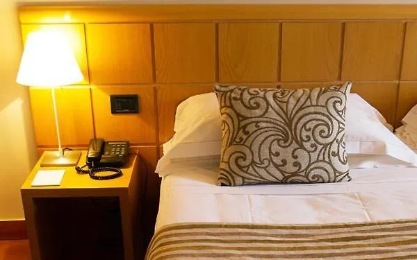 德尔杜基酒店 斯波莱托